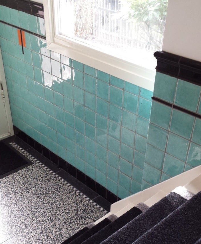 Tegellambrisering 10x10 in een jaren 30-woning