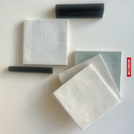 leenset samples wandtegels witjes 13x13 cm handvorm + zwarte randen | anno 1900