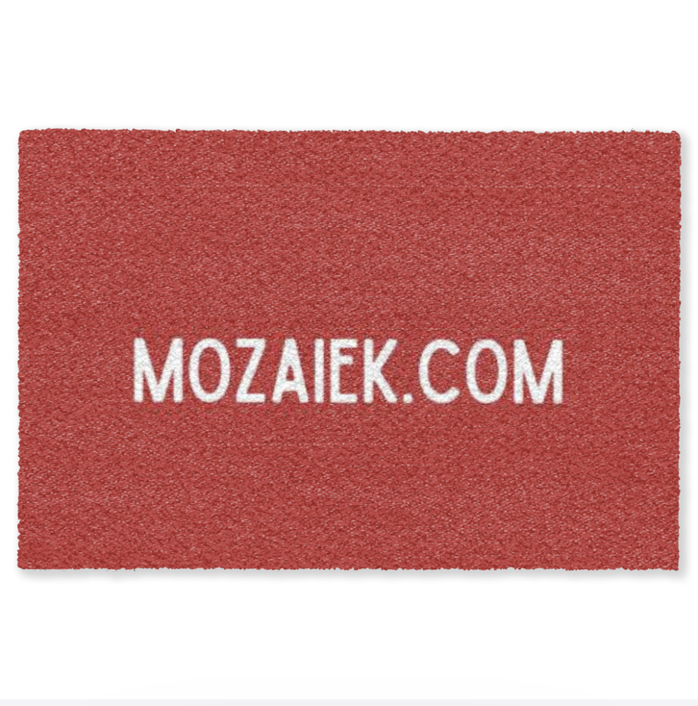 Rode deurmat met de tekst MOZAIEK.COM